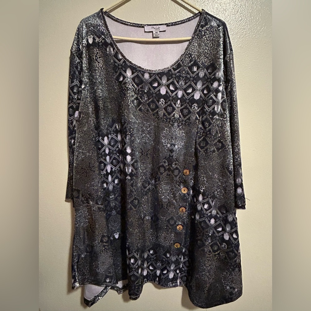 “On The Plus Side” Tunic with Button Accents